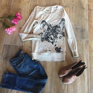 NWOT Wolf Oversized Sweater